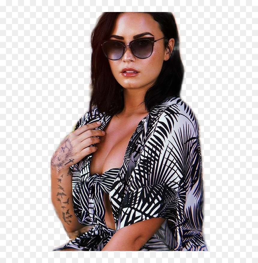 Demi Lovato Diff Eyewear, HD Png Download - hot girl png