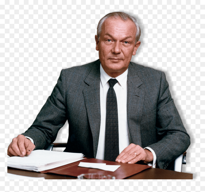 Fayçal Megherbi, HD Png Download - sitting at table png