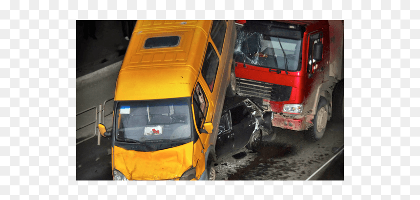 Truck Accident On The Road - Commercial Vehicle, HD Png Download - 18 wheeler png