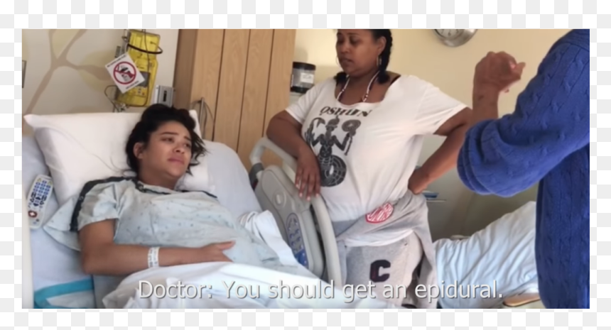 Video D Accouchement Youtube, HD Png Download - shay mitchell png