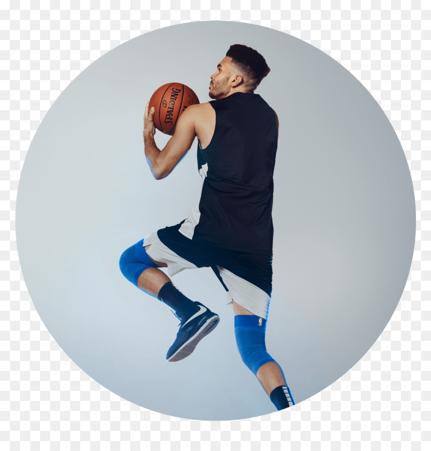 Bauerfeind Sports Knee Compression Nba Action Shot - Slam Dunk, HD Png Download - dirk nowitzki png