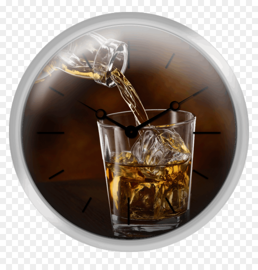 Whisky Being Poured In A Tumbler Close Up - Whisky, HD Png Download - rusty nail png